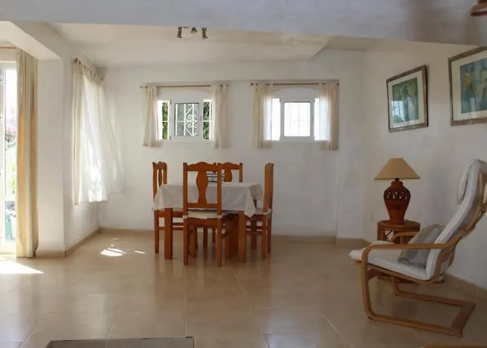 Paco Romo 5 Apartment